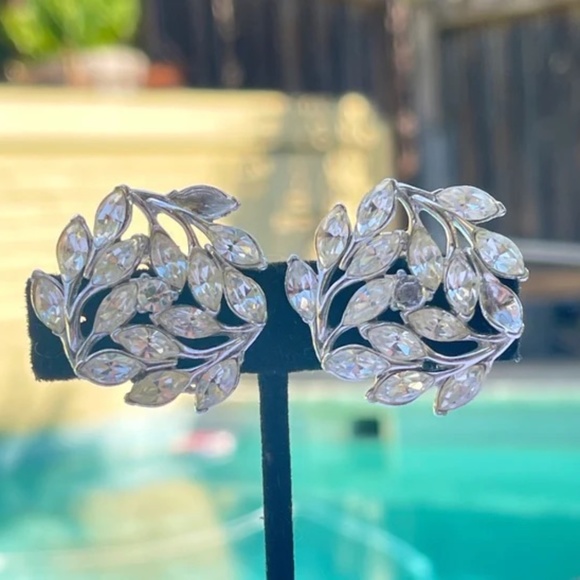 Bogoff Rhinestone Vintage Clip On Earrings - Picture 1 of 4